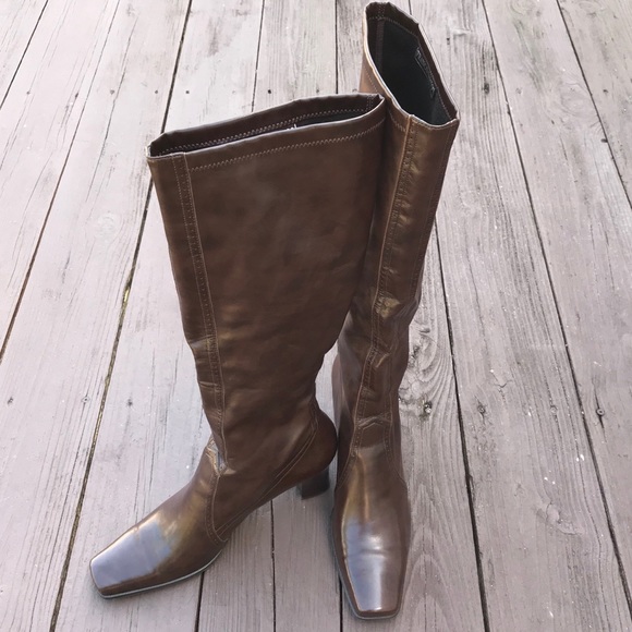 Franco Sarto Boot Brown Pull On Square 